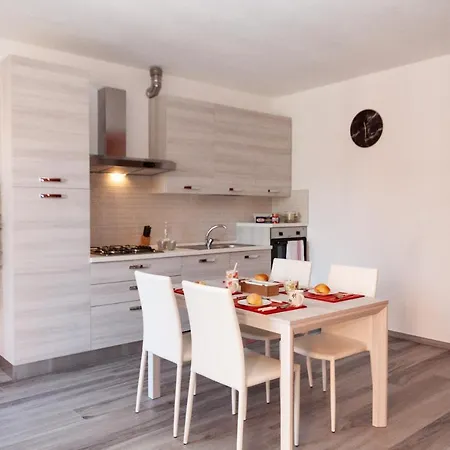 Apartman My Holidays - Casa Gaia